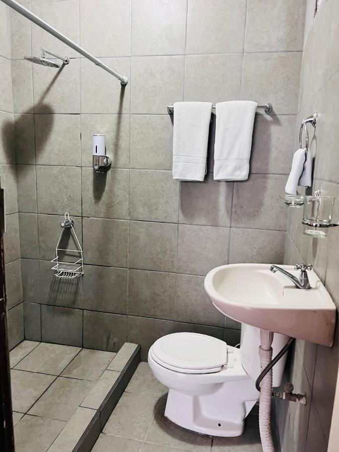 Hotel Adventure Lodge 哈科 外观 照片