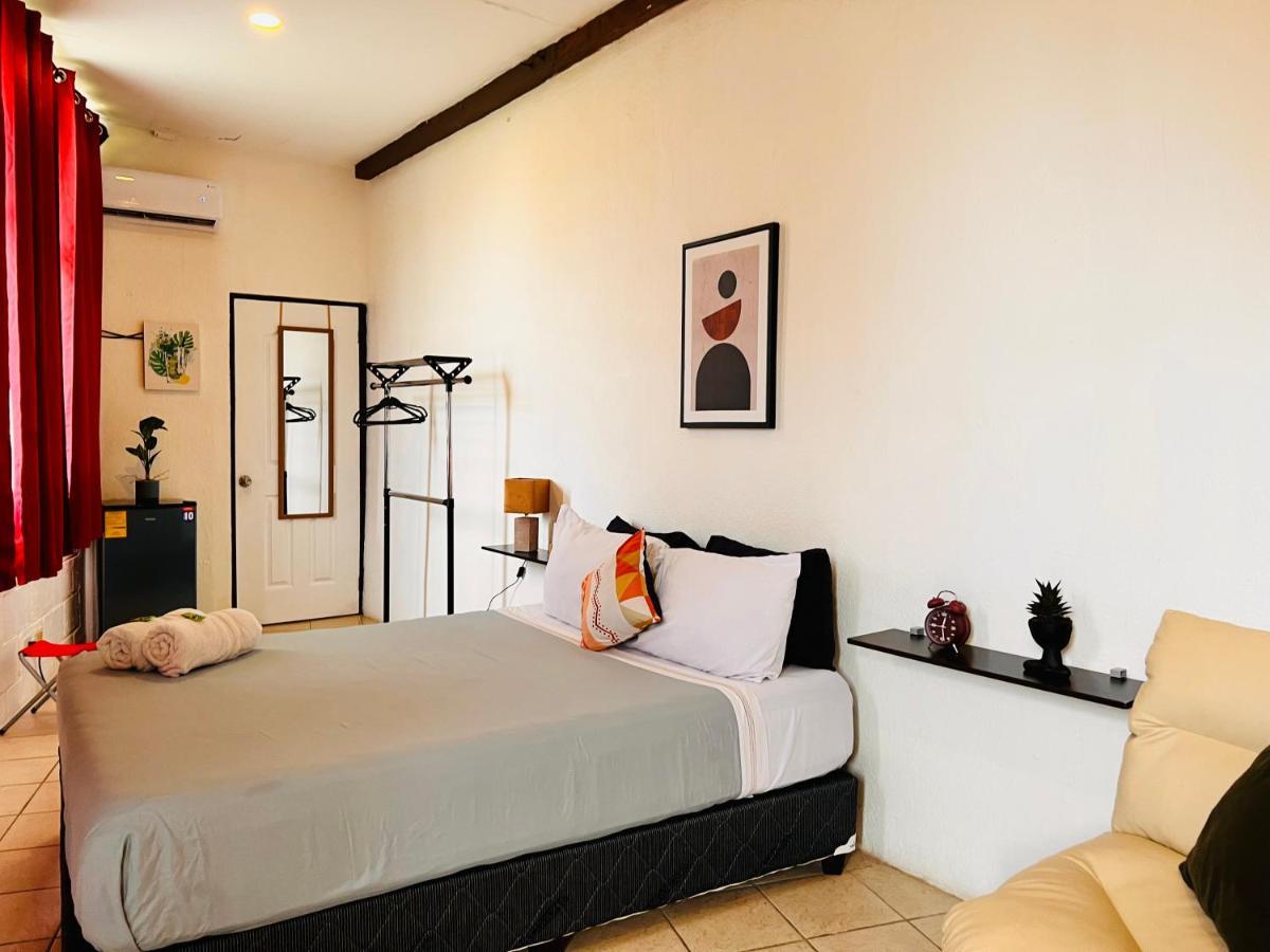 Hotel Adventure Lodge 哈科 外观 照片