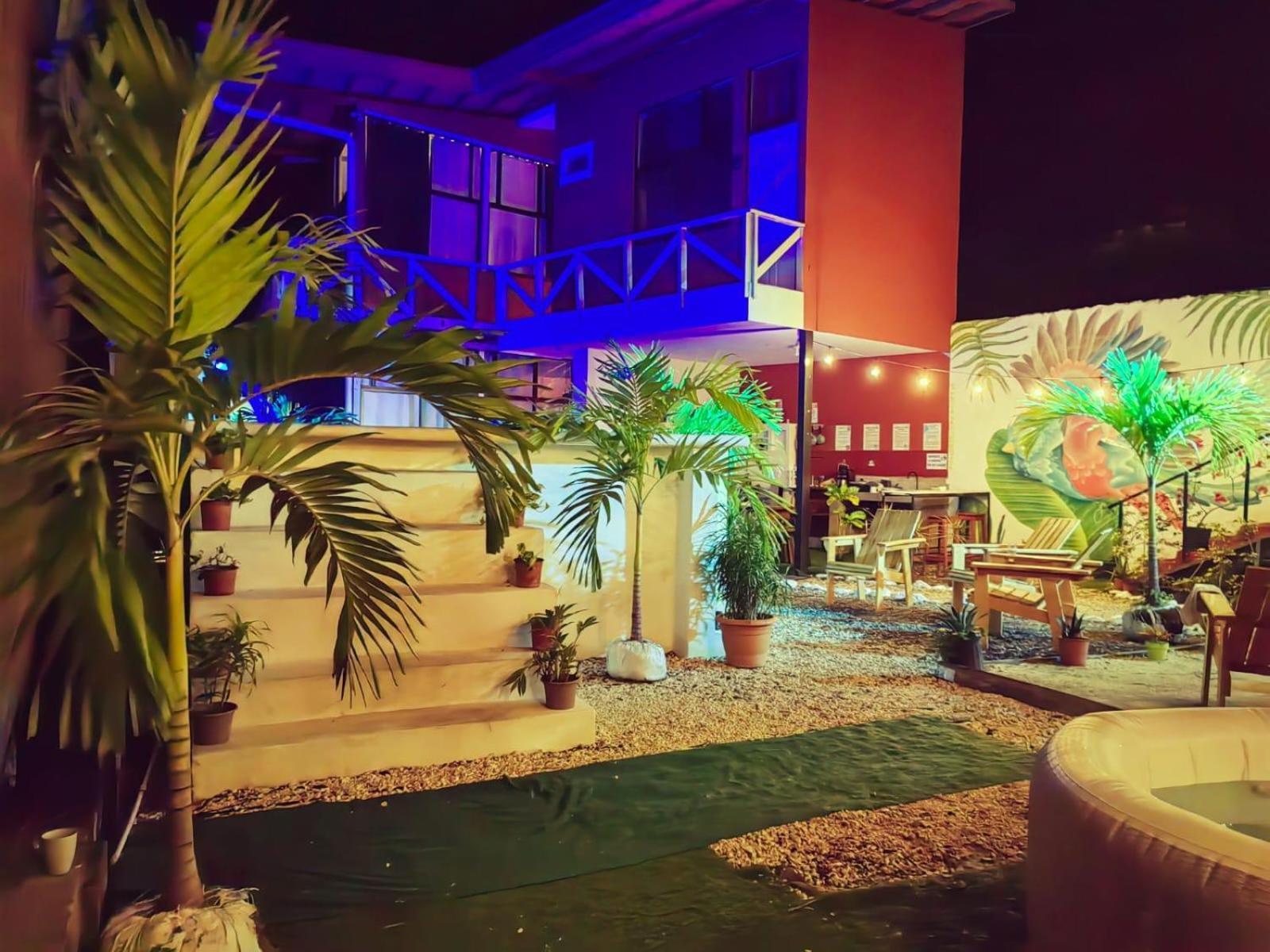 Hotel Adventure Lodge 哈科 外观 照片