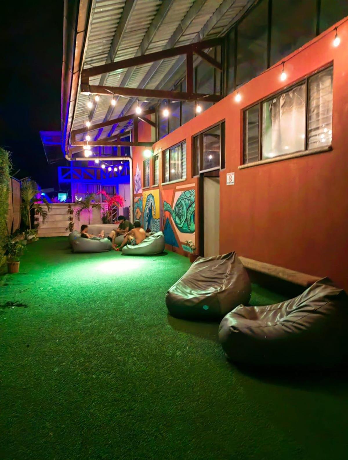 Hotel Adventure Lodge 哈科 外观 照片