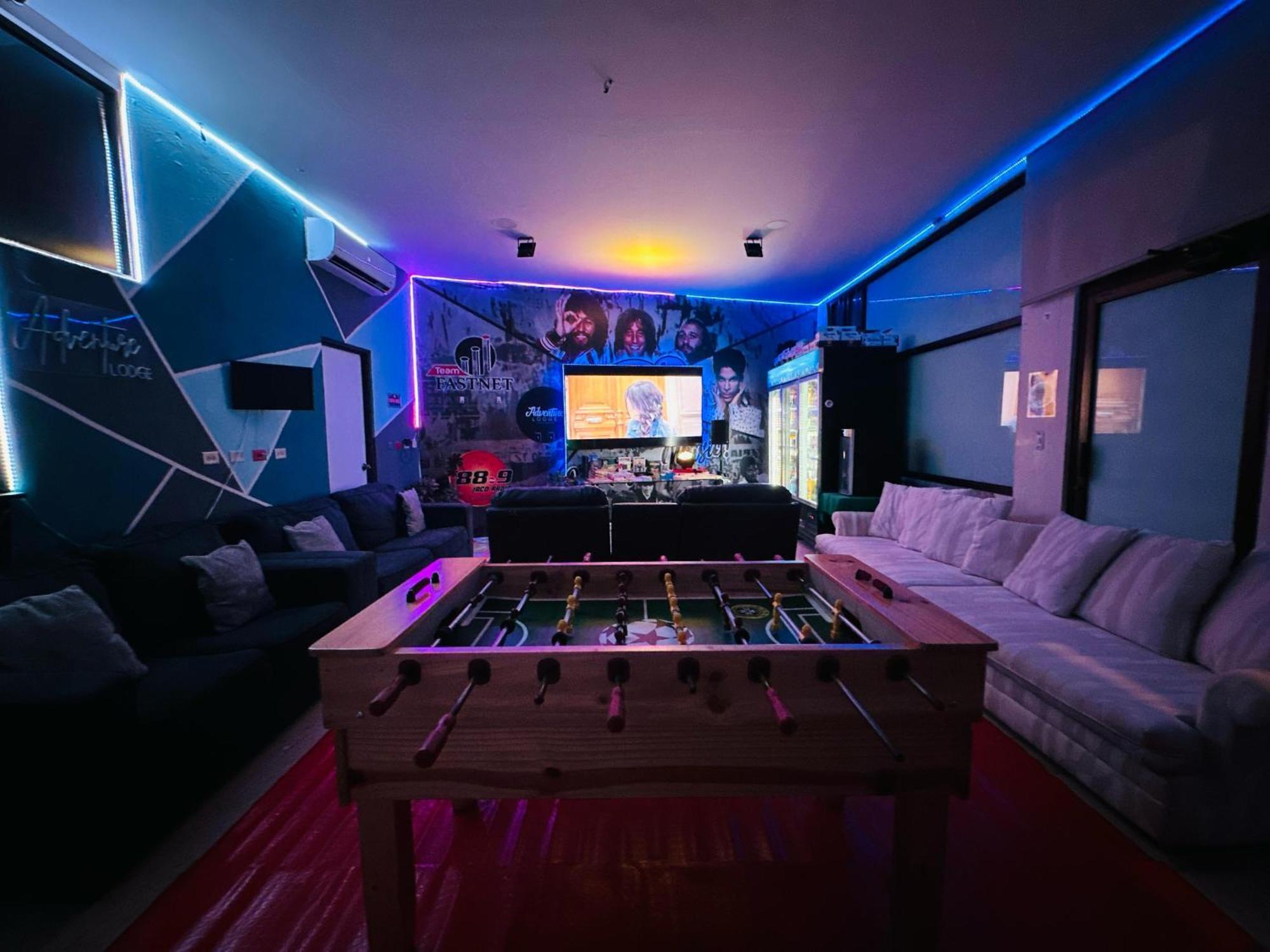 Hotel Adventure Lodge 哈科 外观 照片